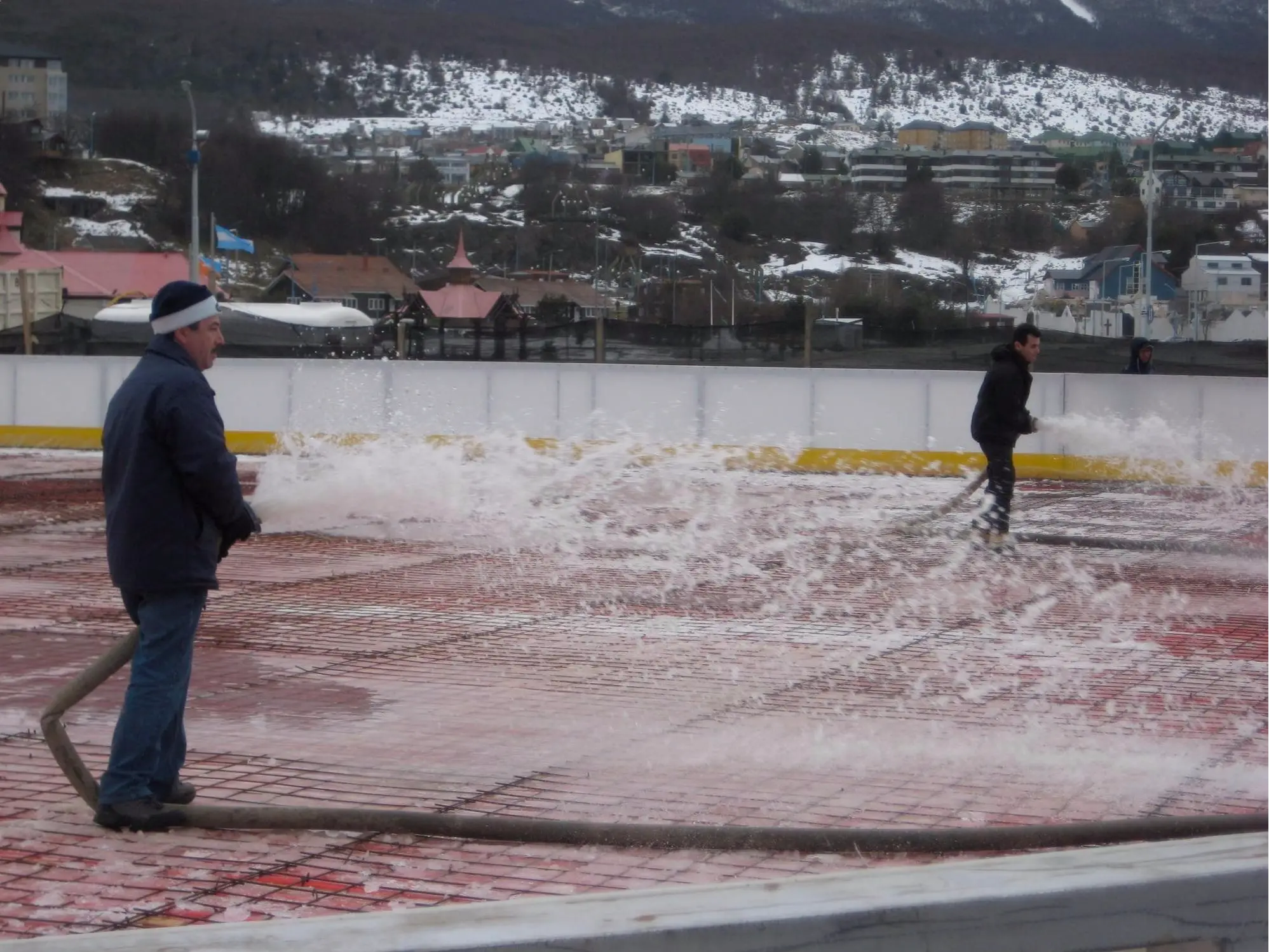 Haciendo Hielo Pistas de Hielo Very N'Ice